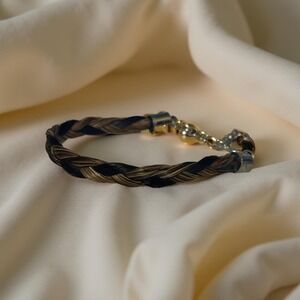 Custom Horse Hair Bracelet – Memorial Jewelry Made from‎ Your Horse's Mane/Tail